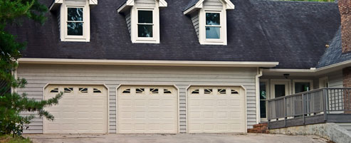 Garage Door RepaiR IN Syracuse New York