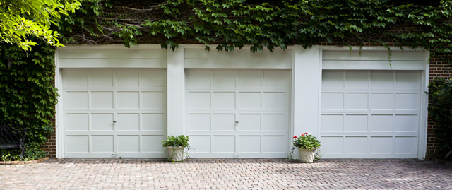 Garage doors near Spring Valley NY